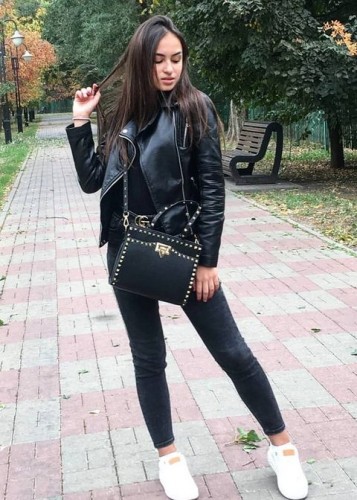 Анжелика, Г. Орел